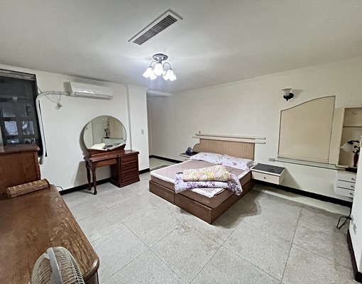 單純、寧靜社區,門外可停車,獨立出入口 - Image 5