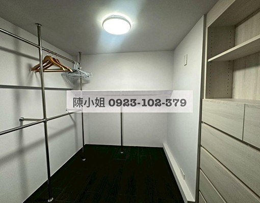 §近榮星花園精緻裝潢兩房收納多.租金含平車 - Image 6