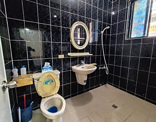 看屋請帶名片.識別證/2樓溫馨大套房/一房一廳附陽台 - Image 4