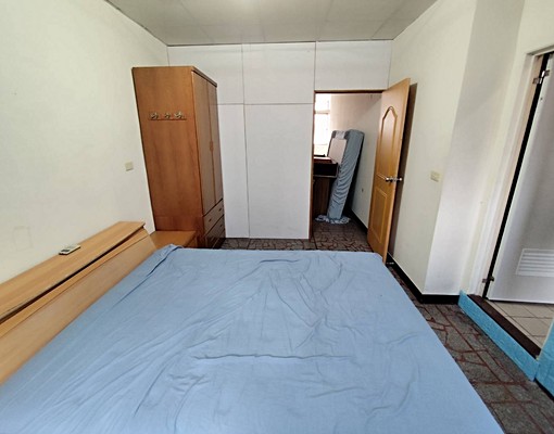 看屋請帶名片.識別證/2樓溫馨大套房/一房一廳附陽台 - Image 3