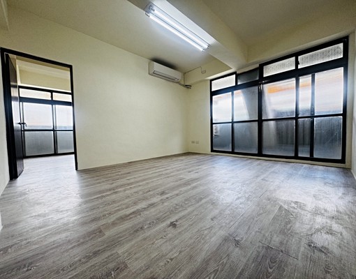 近興大忠孝夜市全新整理大三房|可租補 - Image 1