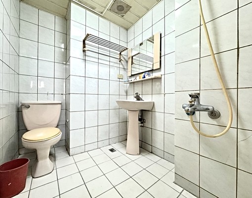 千霈租屋🧧《南屯區》儷園華廈三房空屋💥歡迎租補💥 - Image 8