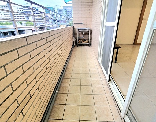 稀有兩房邊間採光/步行小巨蛋捷運5分鐘/住家優先/無廚房 - Image 9