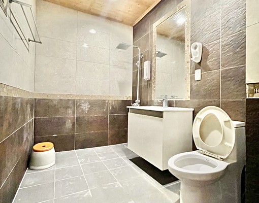 近市政&長榮酒店精裝5房透天@附傢俱🪑領包入住 - 591租屋網 - Image 11