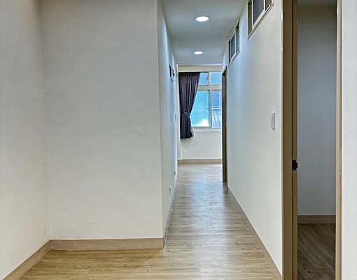 溪尾商圈全新美宅附變頻冷暖氣機~可租屋補助~大蕎房屋 - Image 3