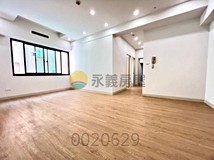 鼎華路輕軌鼎山家樂福商圈全..