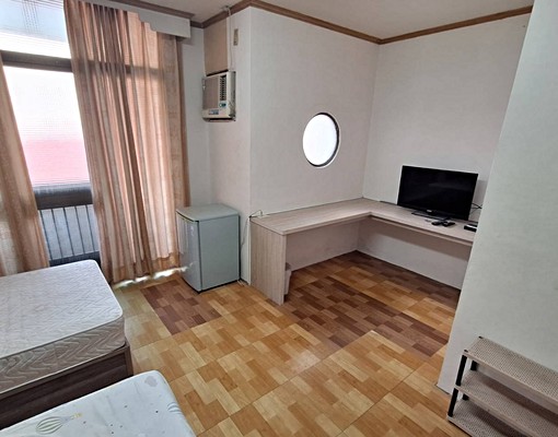 歡迎短租!近南科市中心獨洗陽台房間出租 - Image 4