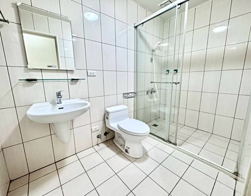 🐔【中港雲頂】大三房!室內32坪|旁邊有停車場|租金不含管 - Image 9