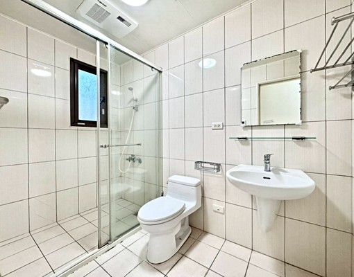 🐔【中港雲頂】大三房!室內32坪｜旁邊有停車場｜租金不含管 - Image 10