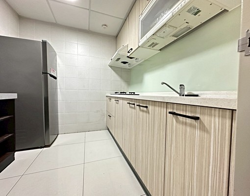 社宅🏠新東一電梯採光2房可寵近青埔火車站捷運站愛窩 - Image 5