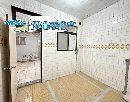 ICAN~737夜市麗山街港墘站可報稅門口可停車 - Image 3