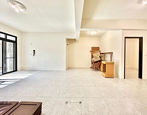🏠室內40坪｜傢俱電齊全可寵舒適大三房、須走樓梯 - Image 3