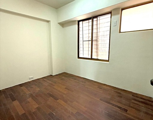 萬大黃昏市場旁三房(不可補助) - Image 4