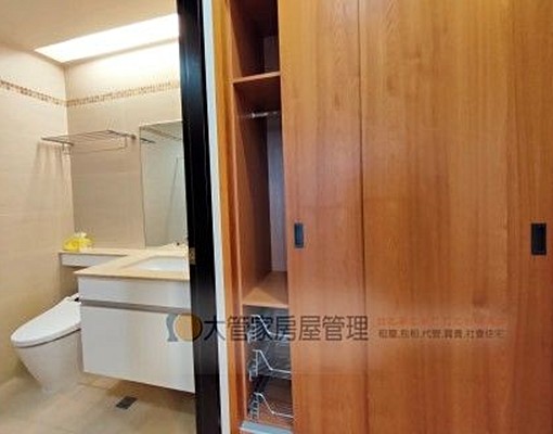 租近車站.巨城.屋況極新.附平車位 - Image 5