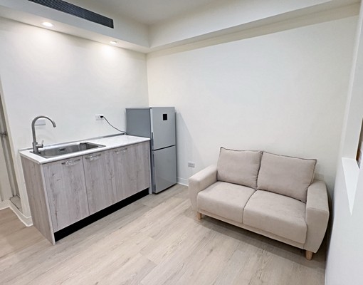 高質感×高機能｜中壢長沙路1房1廳租屋開箱｜情侶＆通勤族最愛 - Image 2