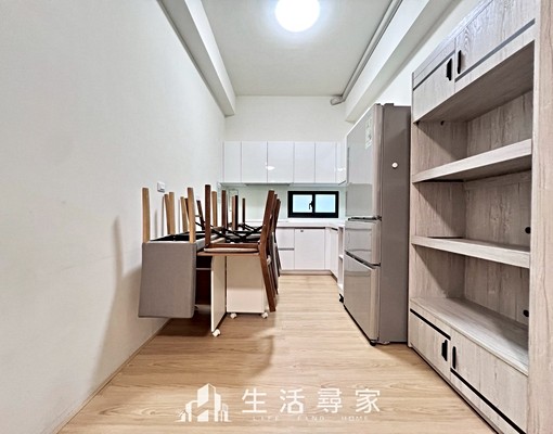 近台中火力發電#整棟透天大四房#可租補可戶籍#門前可停車 - Image 3