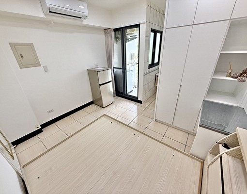 可租補陽台獨洗台水電♥機車好停♥管理員電梯近弘光靜宜 - Image 8