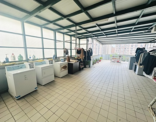 走路到遠百,近喜來登電梯大套房,約8分鐘到台元! - Image 13