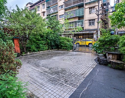 如意街大套房✅租金含水電天然氣✅鄰近公車站牌✅一卡皮箱可入住 - Image 8