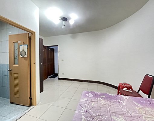MRT頂溪正對面寬敞舒適套房 - Image 3