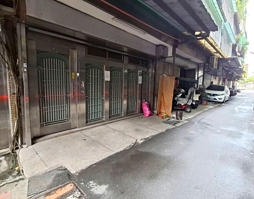 土城延壽路|公寓一樓|門口可停車 - Image 8