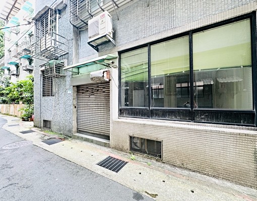 萬隆站/超大空間/適合文教/報稅入籍/貓狗友善/台水台電 - Image 10
