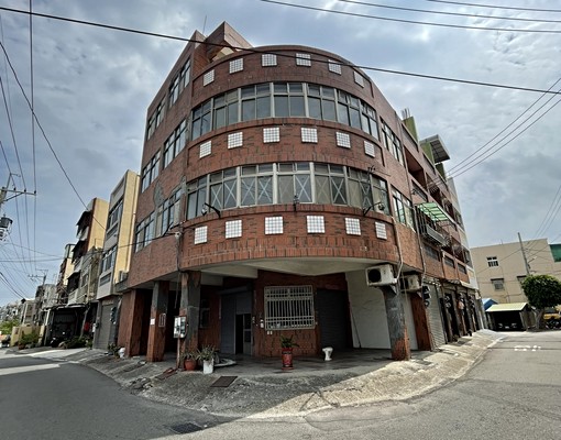 角間大面寬透店適合補習班托嬰中心安親班 - Image 1