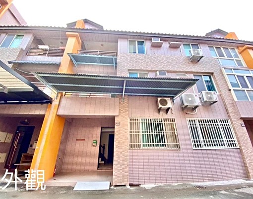 麻豆真理大學•九套房•整棟出租 - Image 1
