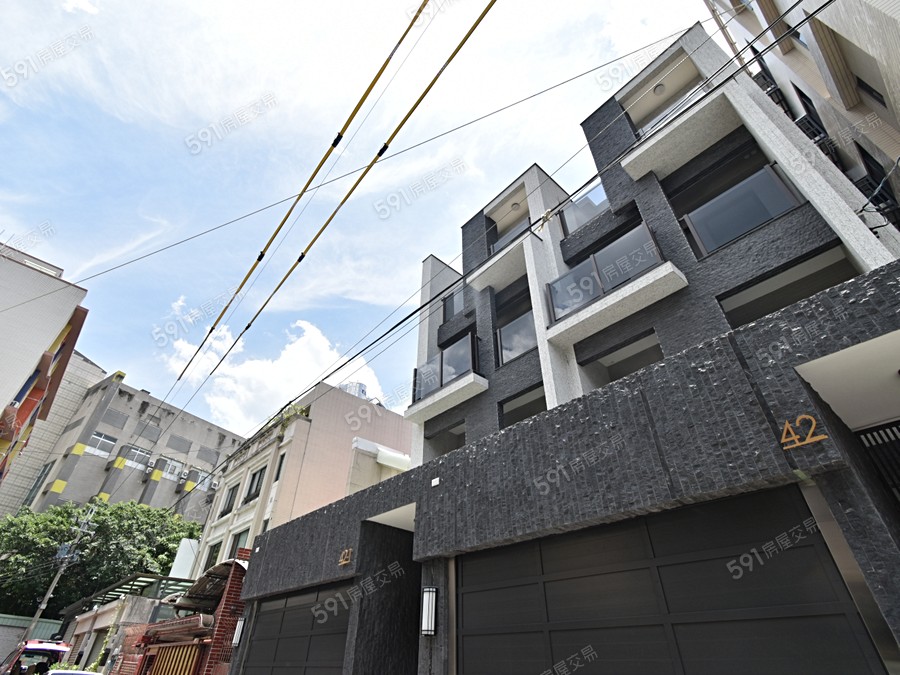 大甲春水硯實景圖