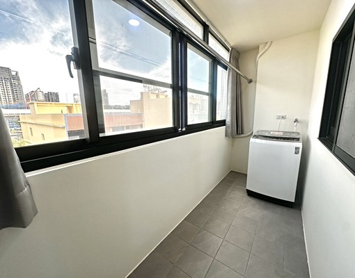 梧棲區✨可租補可奔跑套房超級大間✨全新完工✨outlet逛逛 - Image 3