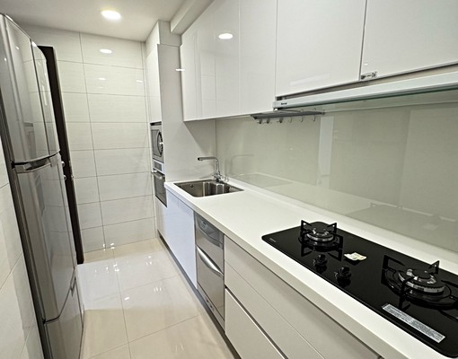 長虹天擎三房平車全室家電傢俱可租補 - Image 7