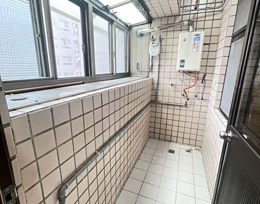 A9捷運三井對面龍揚天廈大兩房機能超便利 - Image 6