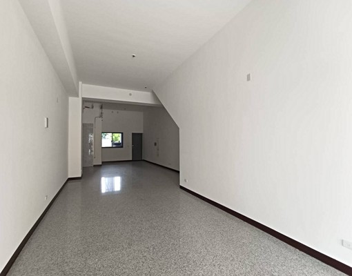 蘆洲捷運站金旺店面、近國中小學及運動中心、車潮人潮來往多 - Image 4