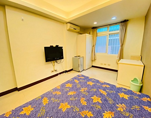 大管家✨免爬樓梯✨走路逢甲大學✨平價套房✨網路第四台傢俱電全 - Image 6
