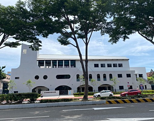 竹北租屋。近家樂福博愛國小可租補整新雅房。含水瓦斯網路限女性 - Image 2