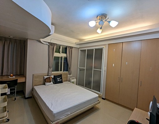 板橋商圈中山路鬧中取靜2樓可租屋補助 - Image 1