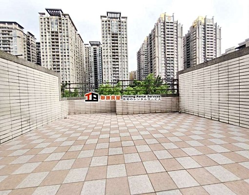 北大特區*社區型透天*使用空間大*雙車位*屋況佳 - Image 13