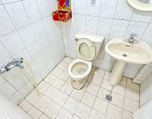 近東橋一路7-11❤全新粉刷-挑高採光大4房❤透天車庫住店 - Image 10