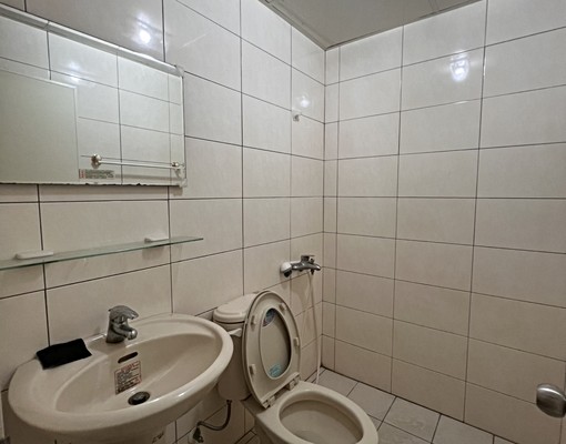 ⭐️可短租｜限男生｜分租套房⭐️ - Image 3