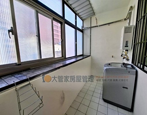 租全新翻新附冷暖冷氣.可寵物 - Image 8