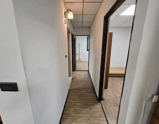 大遠百大坪數全新兩衛近R8三多捷運新光三越 - Image 15