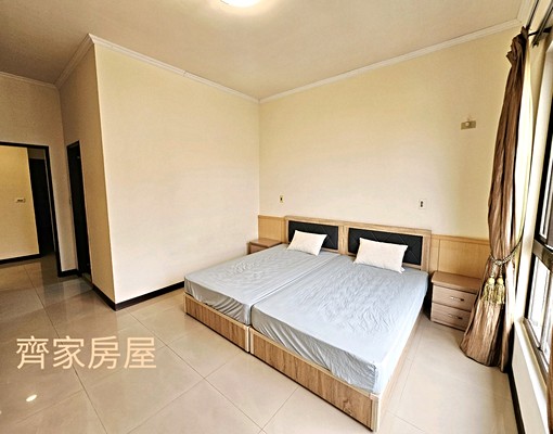 喜來登百貨美食街商圈高鐵接駁車站溫馨方正便利 - Image 7