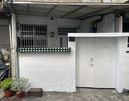 近信義國小捷運站透天店面一樓 - Image 1