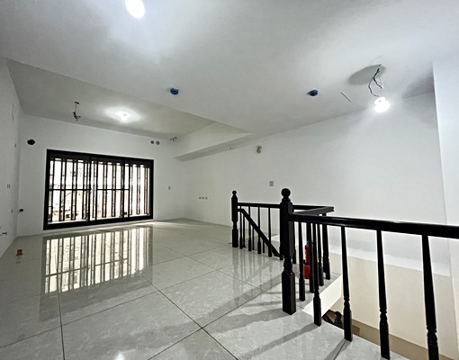 站前中華路1-2樓金店面 - Image 6
