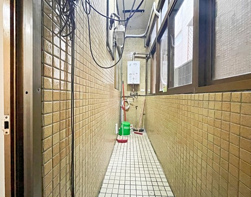 善導寺電梯兩房大露台(可租補) - Image 9