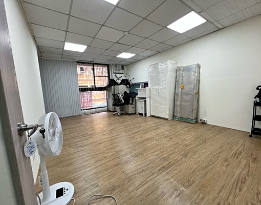 高雄小余🐟鐵格櫃每日10元起近大順建工輕軌 - Image 10