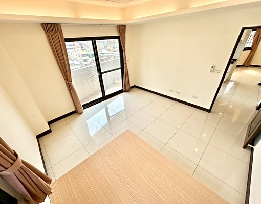 近中科大兩房│可雙租補│台水電│獨洗曬│中島廚 - Image 6