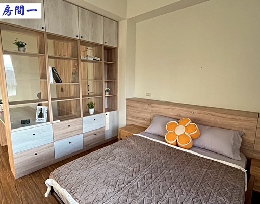 興東路美妝雅房一卡皮箱即可入住|三房共寓 - Image 1