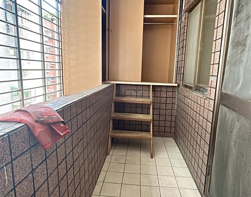 🏠(可養寵、租補)優質地段~民族路🍎電梯華廈4房-小邱 - Image 2