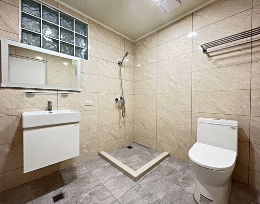 整棟1-4F🔥可寵可租補💖大四房空屋✨遮雨車庫✅ - Image 11